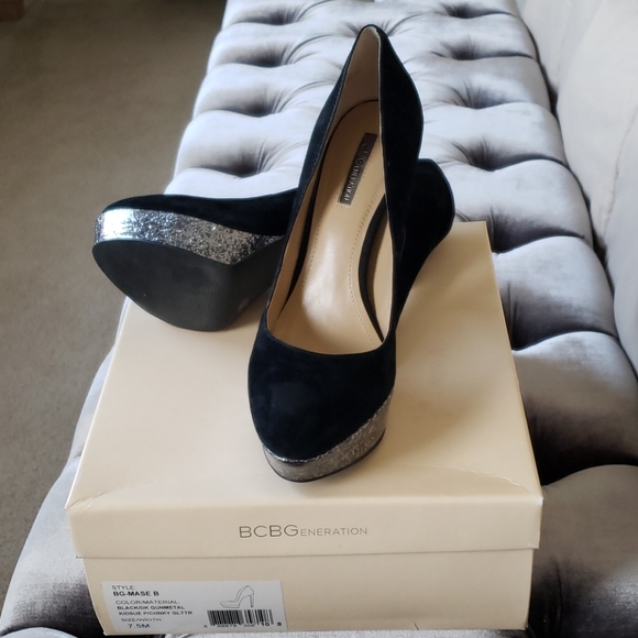 Black suede - Picture 2 of 5